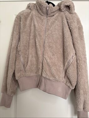 Women's Plush Zip-Up Teddy Jacket in Light Taupe